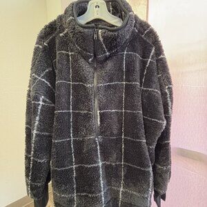 LuLaRoe XL Black White Fleece Zip Front Jacket Sherpa Soft NWT